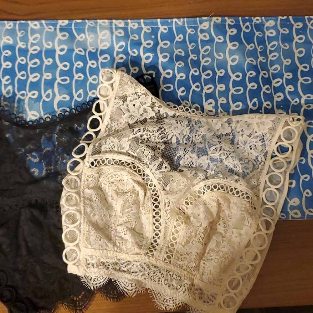 Victoria Secret crop bra set